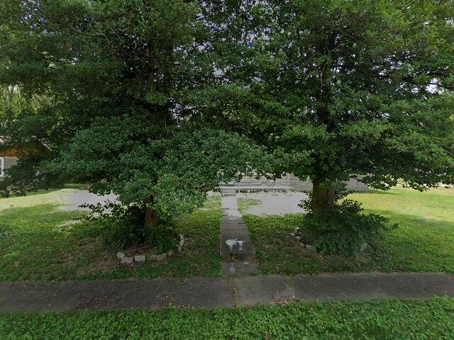 House image located at Louisville, KY 40216