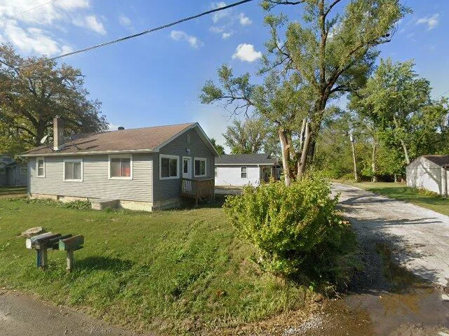 House image located at Cedar Lake, IN 46303