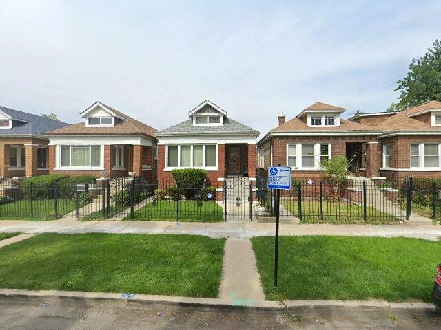 House image located at Chicago, IL 60629