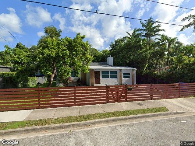 House image located at Miami, FL 33138