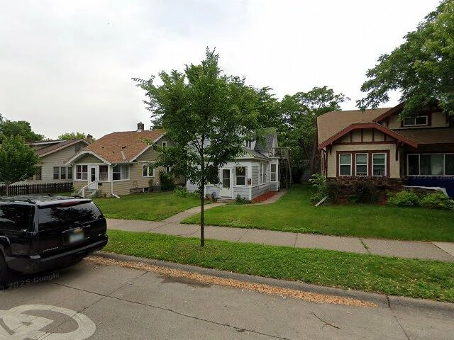 House image located at Minneapolis, MN 55412