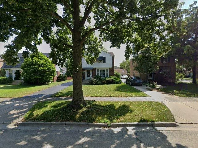 House image located at La Grange, IL 60525