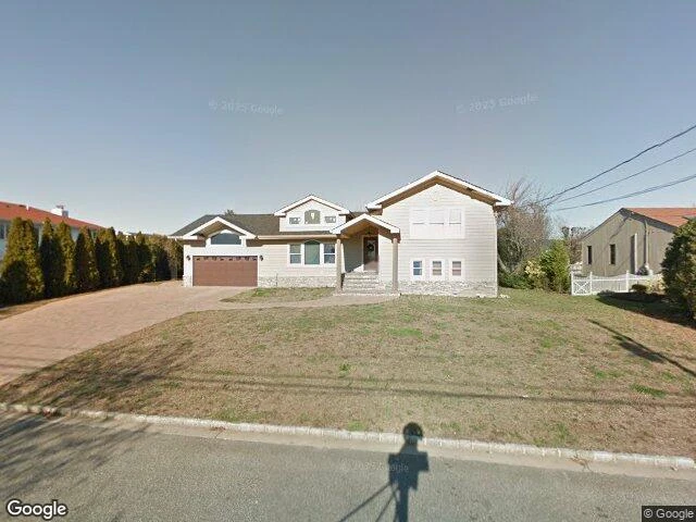 House image located at Massapequa, NY 11758
