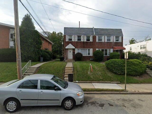 House image located at Royal Oak, MI 48067