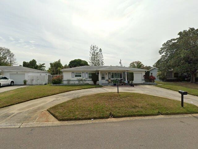 House image located at Saint Petersburg, FL 33709