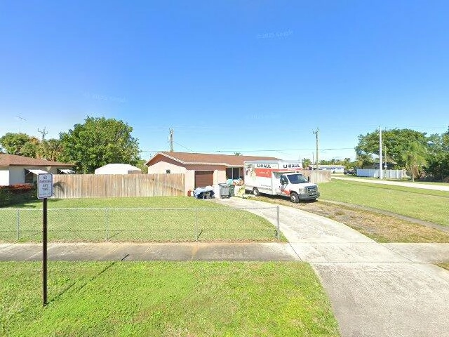 House image located at West Palm Beach, FL 33403