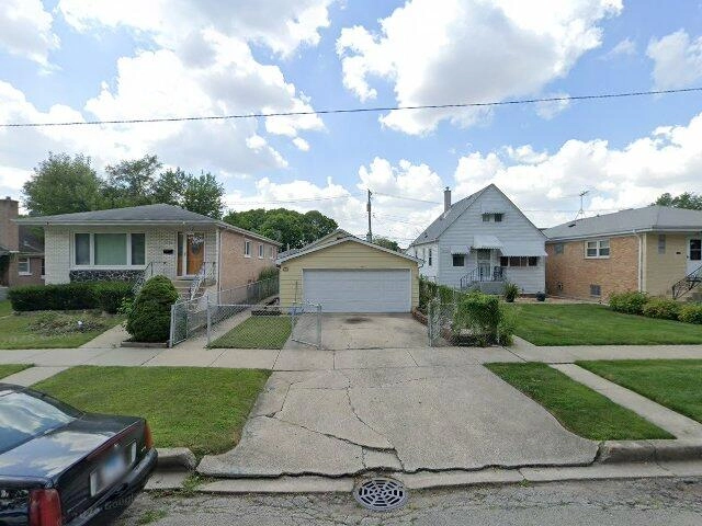 House image located at Chicago, IL 60634