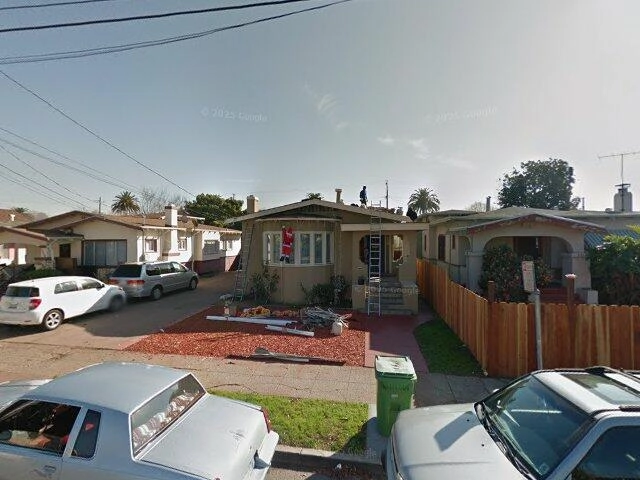 House image located at Oakland, CA 94605