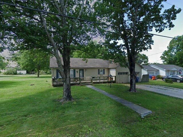 House image located at Greenfield, MO 65661