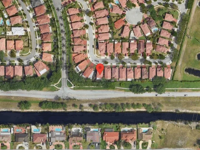 House image located at Hollywood, FL 33027