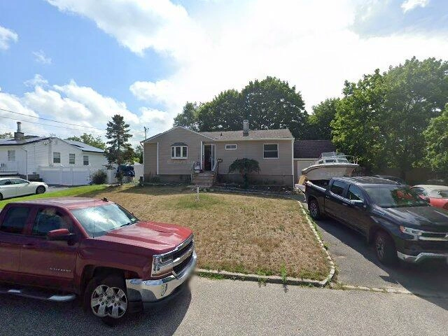 House image located at Medford, NY 11763