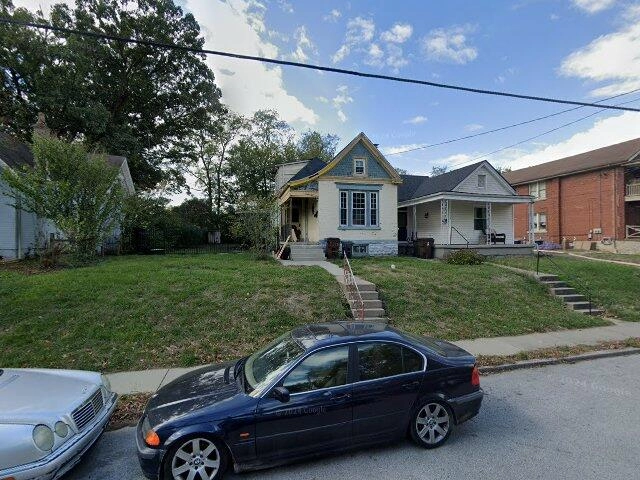 House image located at Latonia, KY 41015