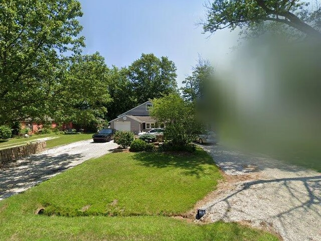 House image located at Peoria, IL 61615
