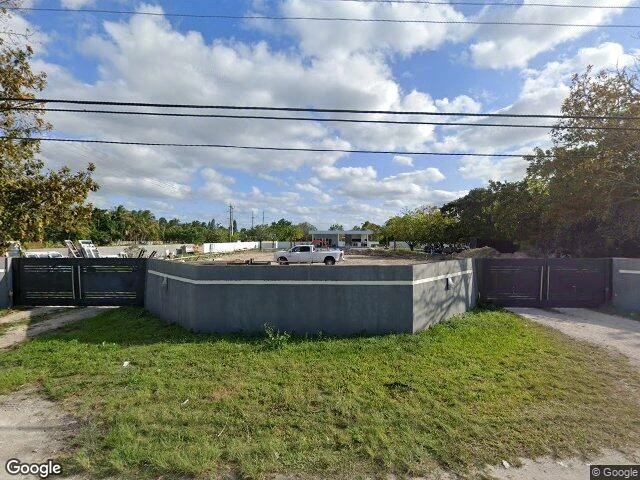 House image located at Miami, FL 33173