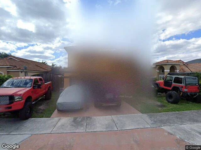 House image located at Miami, FL 33182