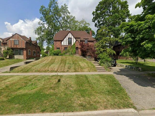 House image located at Pontiac, MI 48341