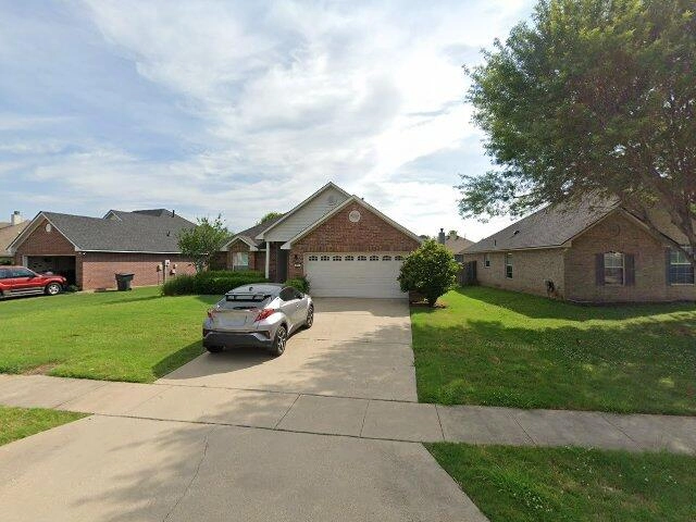 House image located at Waterloo, IA 50701