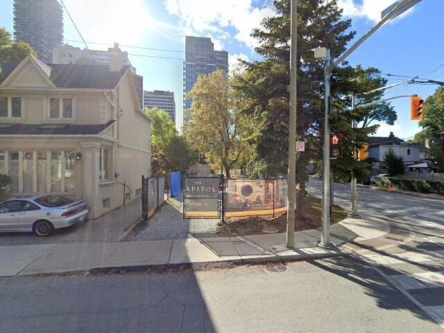 House image located at Oceanside, NY 11572