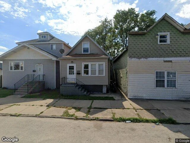 House image located at Chicago, IL 60633