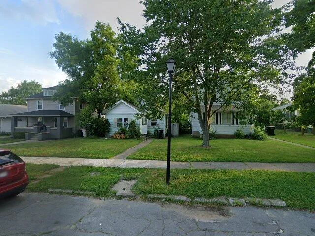 House image located at South Bend, IN 46614