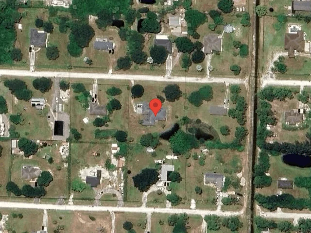 House image located at Loxahatchee, FL 33470