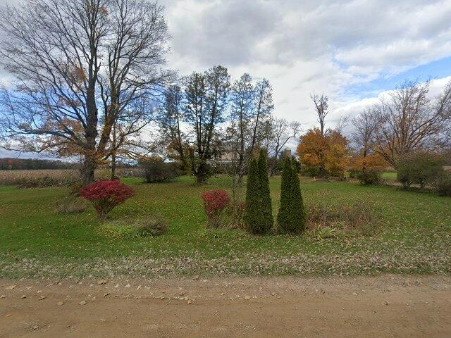 House image located at Byron, MI 48418