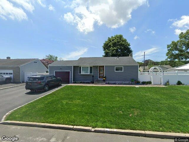 House image located at Islip, NY 11751