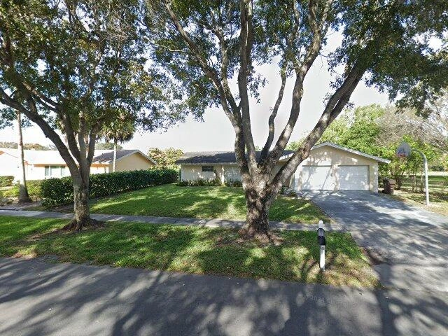 House image located at West Palm Beach, FL 33407