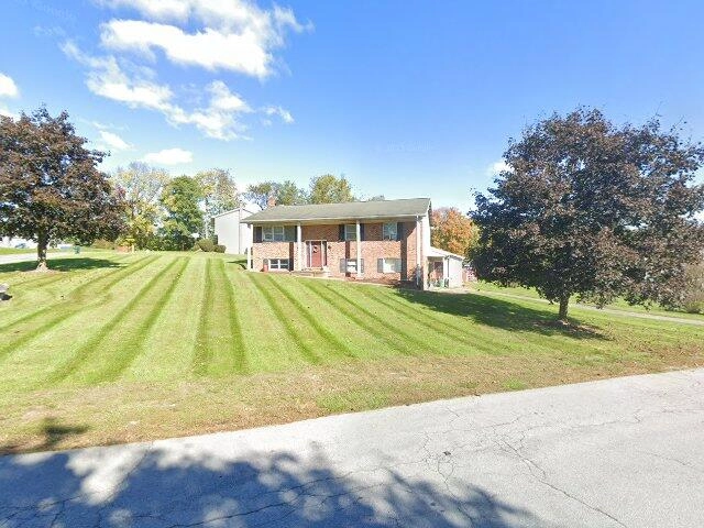 House image located at Mount Joy, PA 17552