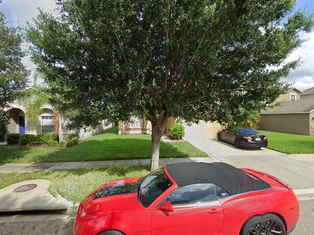 House image located at Ruskin, FL 33570