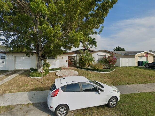 House image located at Miami, FL 33157