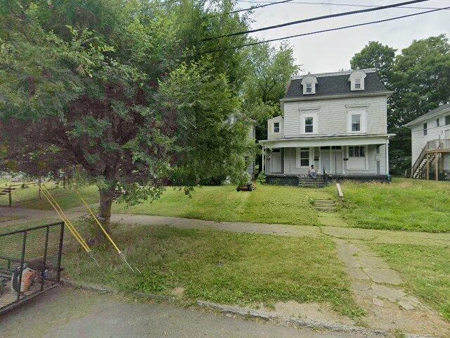 House image located at Louisville, KY 40211