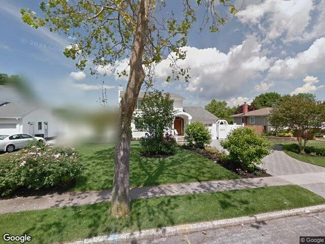 House image located at Commack, NY 11725