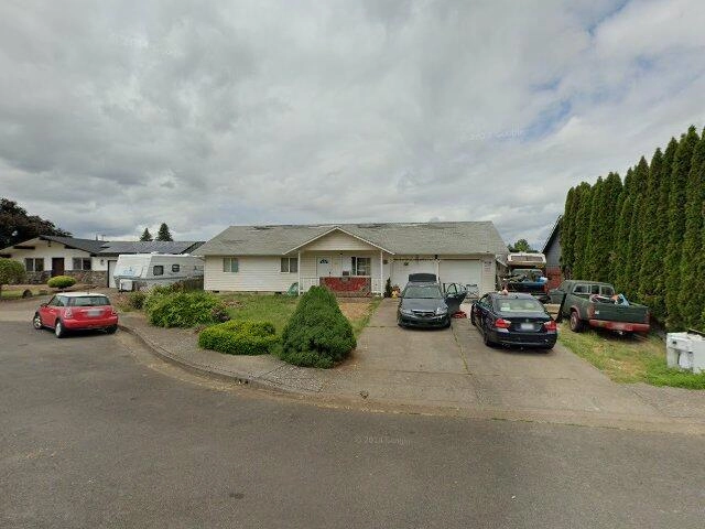 House image located at Eugene, OR 97402