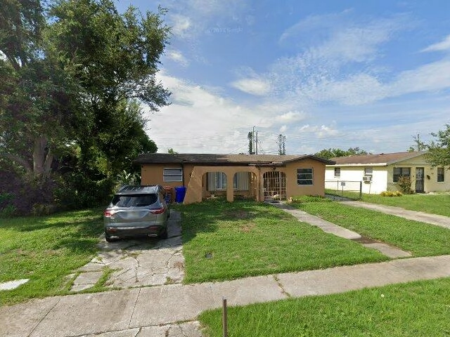House image located at Fort Myers, FL 33916