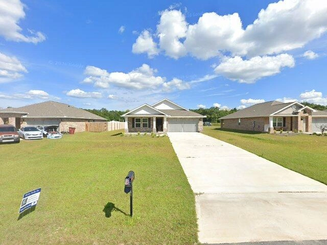 House image located at Milton, FL 32583