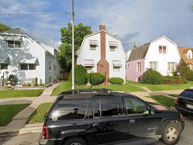 House image located at Chicago, IL 60620
