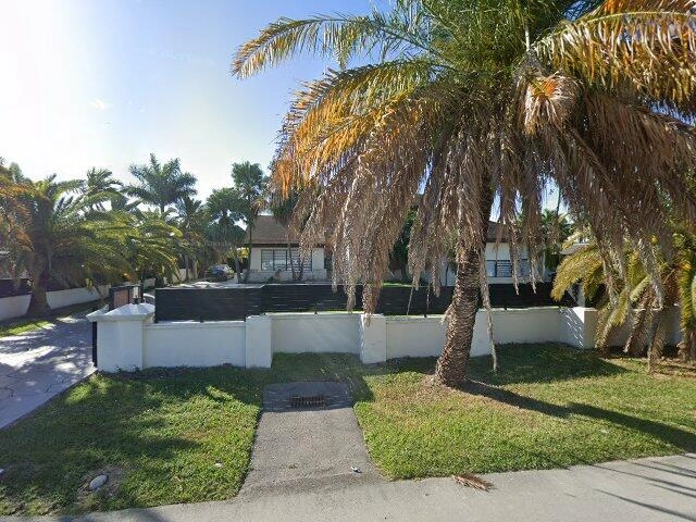 House image located at Miami, FL 33175
