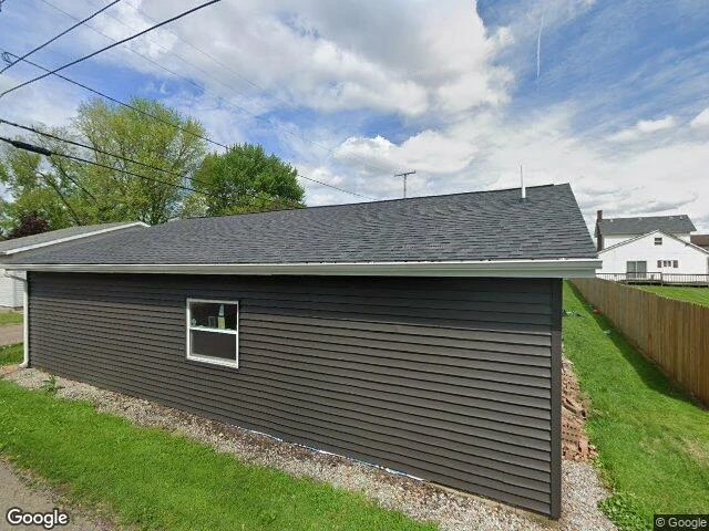 House image located at Newcomerstown, OH 43832
