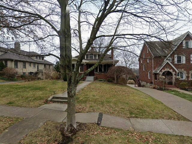 House image located at Pontiac, MI 48342