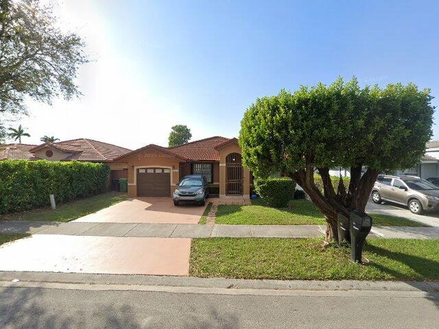 House image located at Miami, FL 33185