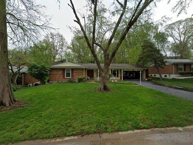 House image located at Saint Louis, MO 63146