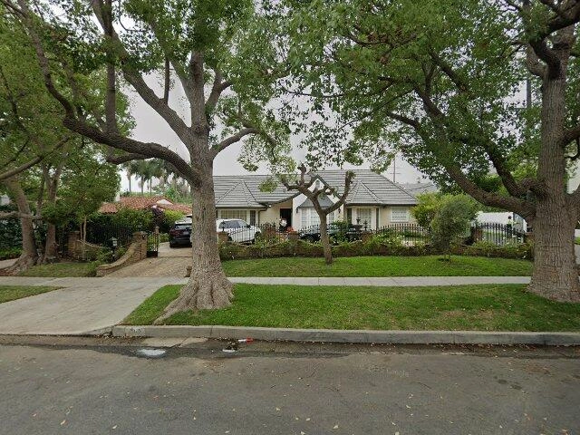 House image located at Beverly Hills, CA 90210