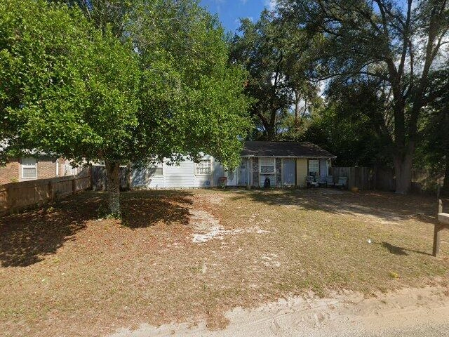 House image located at Milton, FL 32570