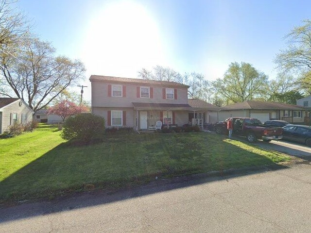 House image located at Valparaiso, IN 46385