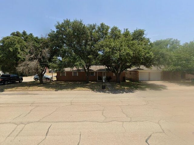 House image located at Mcgregor, TX 76657