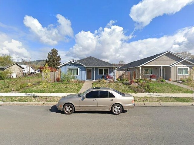 House image located at Grants Pass, OR 97526