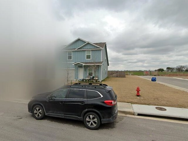 House image located at Lockhart, TX 78644