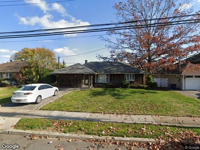 House image located at Oceanside, NY 11572