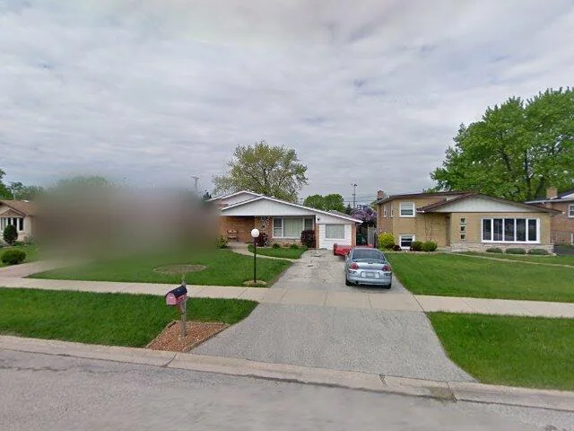 House image located at Burbank, IL 60459